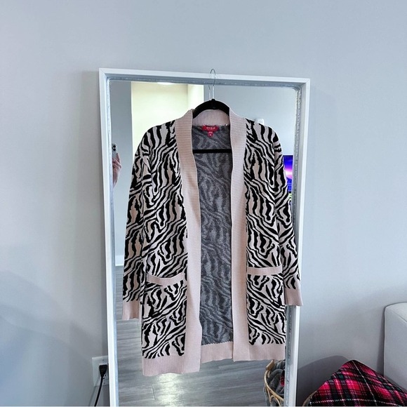 Guess Madam Zebra Printed Tan Thick Long Cardigan - Picture 2 of 16